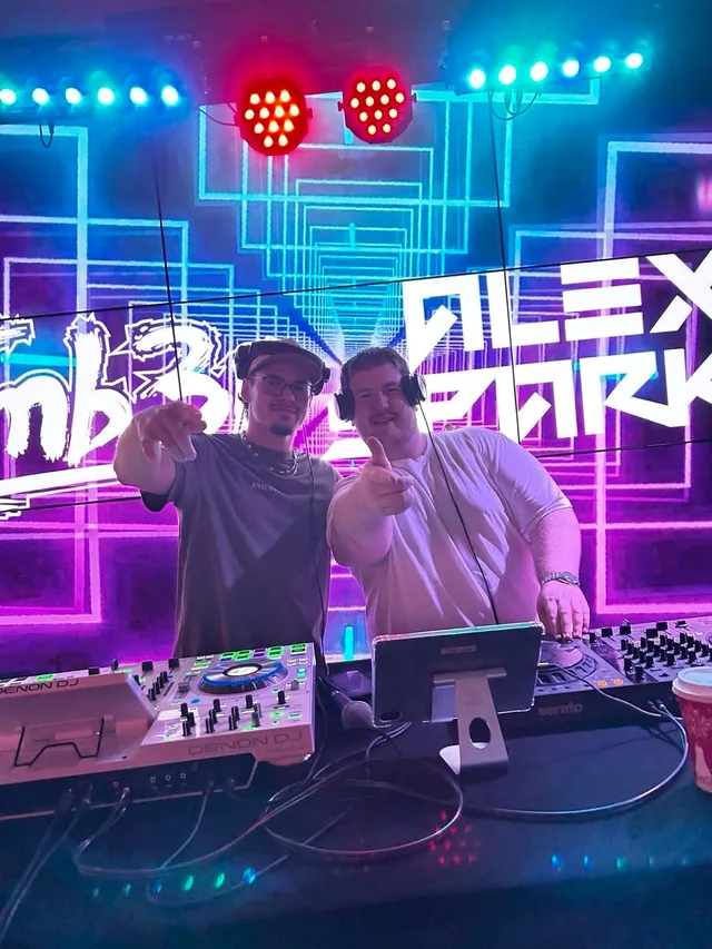 DJ Alex Sparks